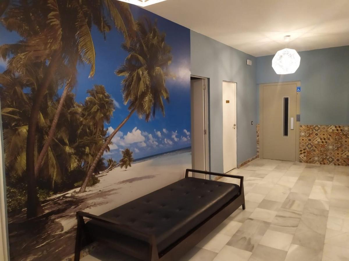Malaga Centro Hostel (Adults Only) Екстер'єр фото