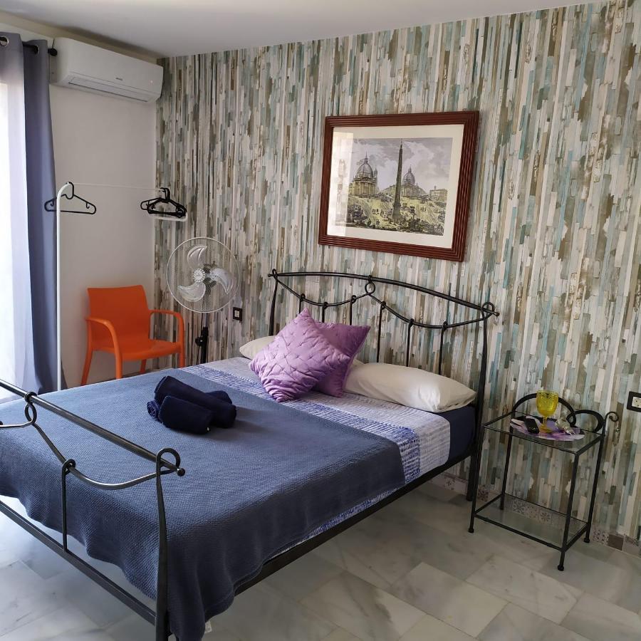 Malaga Centro Hostel (Adults Only) Екстер'єр фото