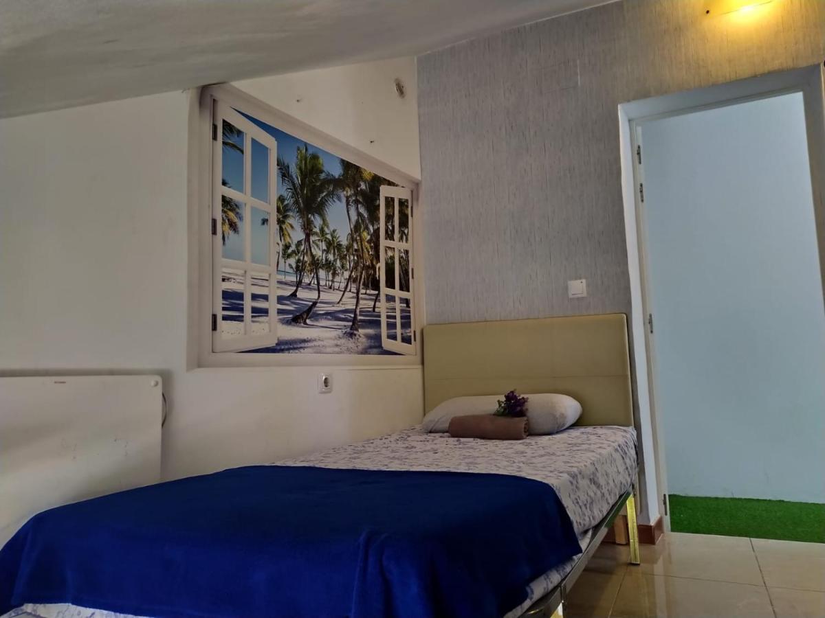 Malaga Centro Hostel (Adults Only) Екстер'єр фото