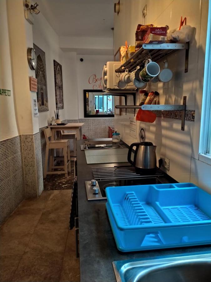 Malaga Centro Hostel (Adults Only) Екстер'єр фото
